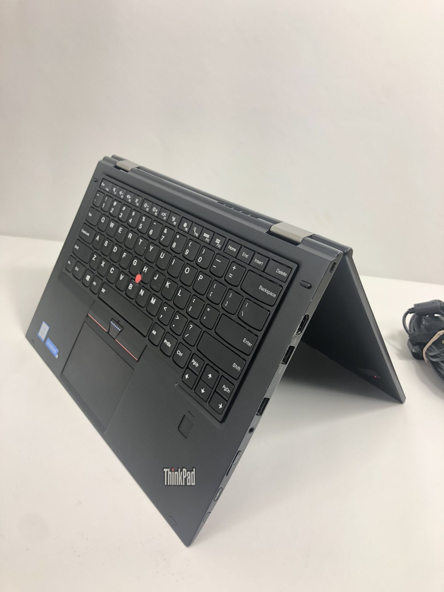 Lenovo thinkpad Xl Intel i5 6200U 2.3GHZ