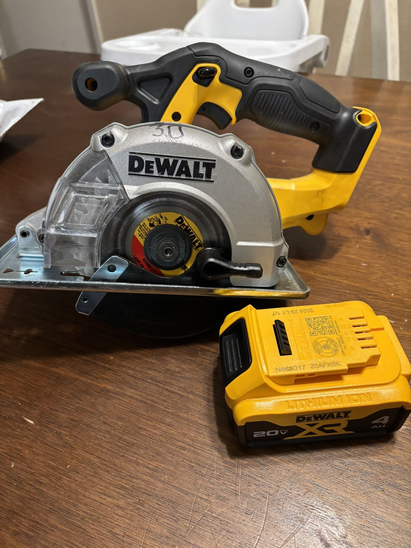 Dewalt Circular Saw With Battery