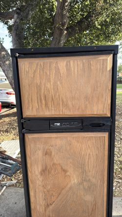 Refrijerador de Rv 52 1/2 alto 181/2ancho