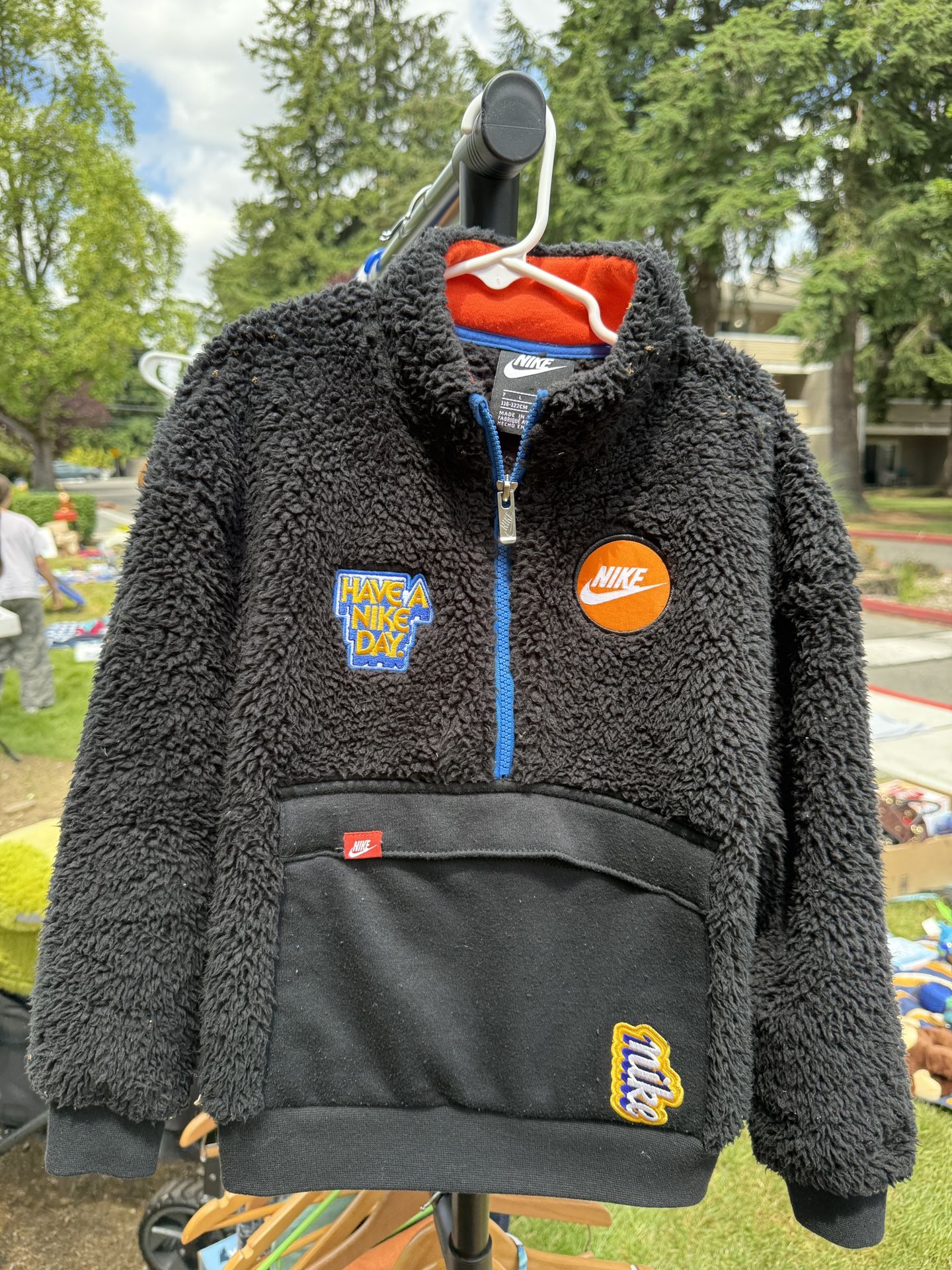 Nike Size 7 Sweater