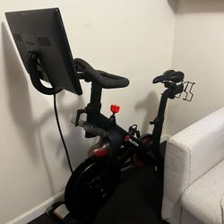 Peloton Bike