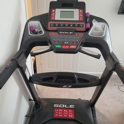 Sole Treadmill