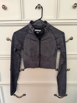 Forever 21 Ribbed Zip Up Cropped Jacket