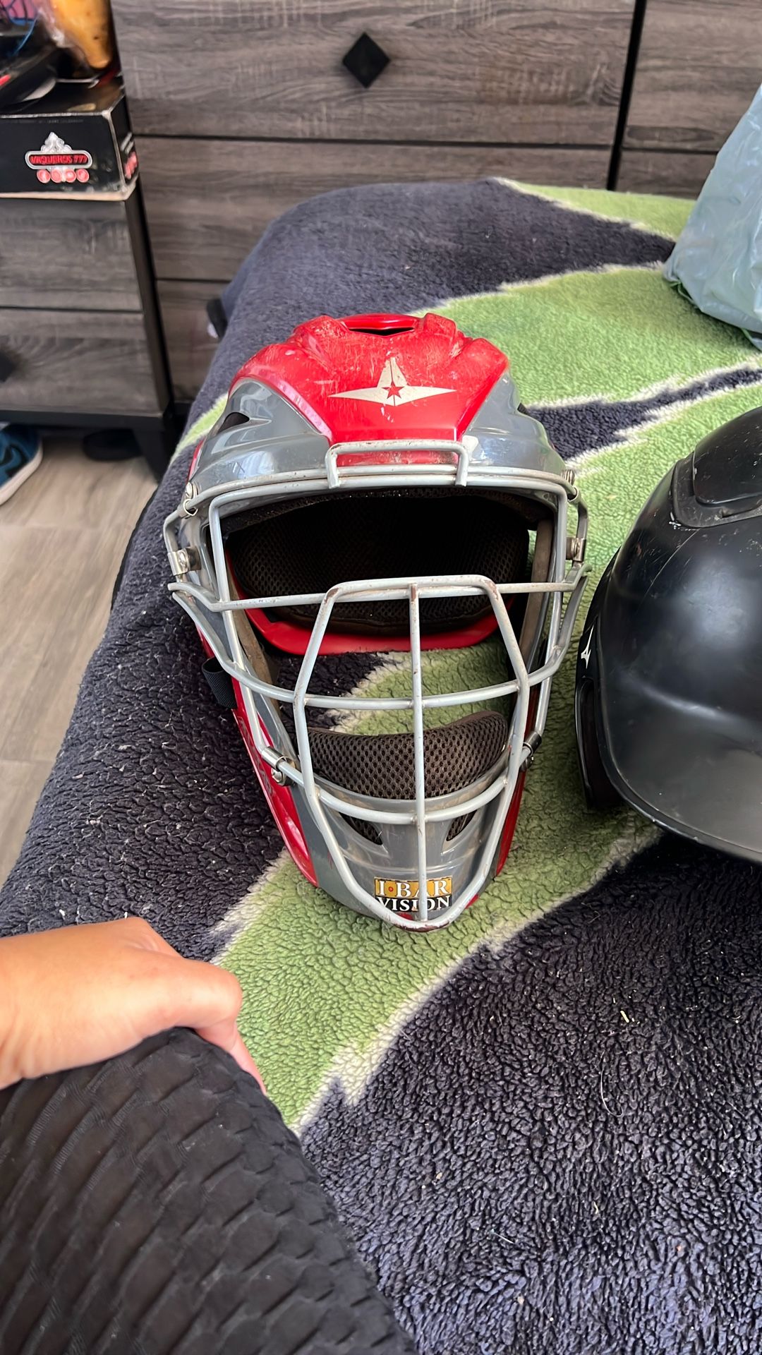 All Star Catching Gear Complete And Helmets