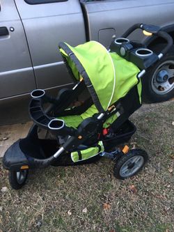 LNEW Fold up jogging stroller only 75 firm