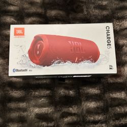 JBL Charge 5