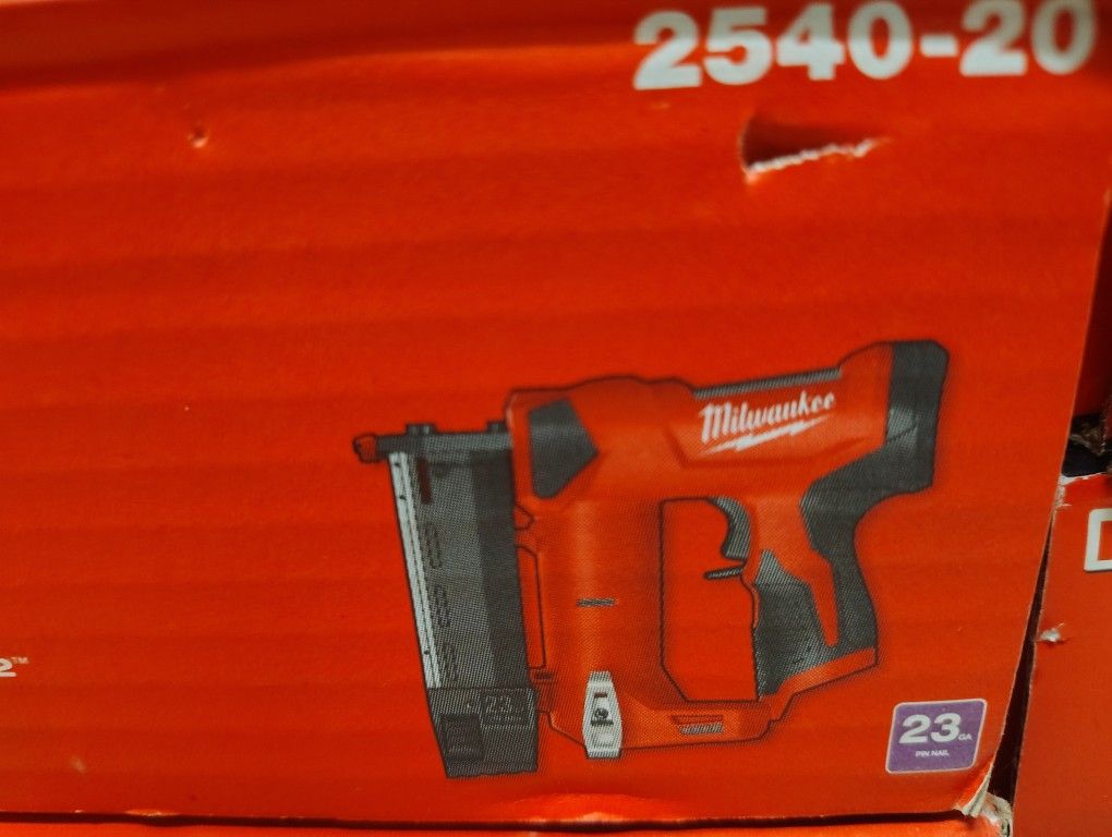 Milwaukee 23 Ga Pin Nailer Tool Only M12