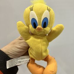 Vintage 1997 Warner Bros. Looney Tunes Tweety Bird Beanie Plush