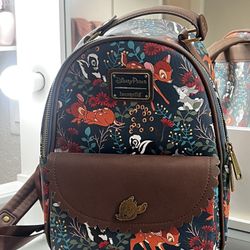 Lounge fly backpack