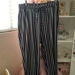 BLACK STRIPE PANTS SIZE XL