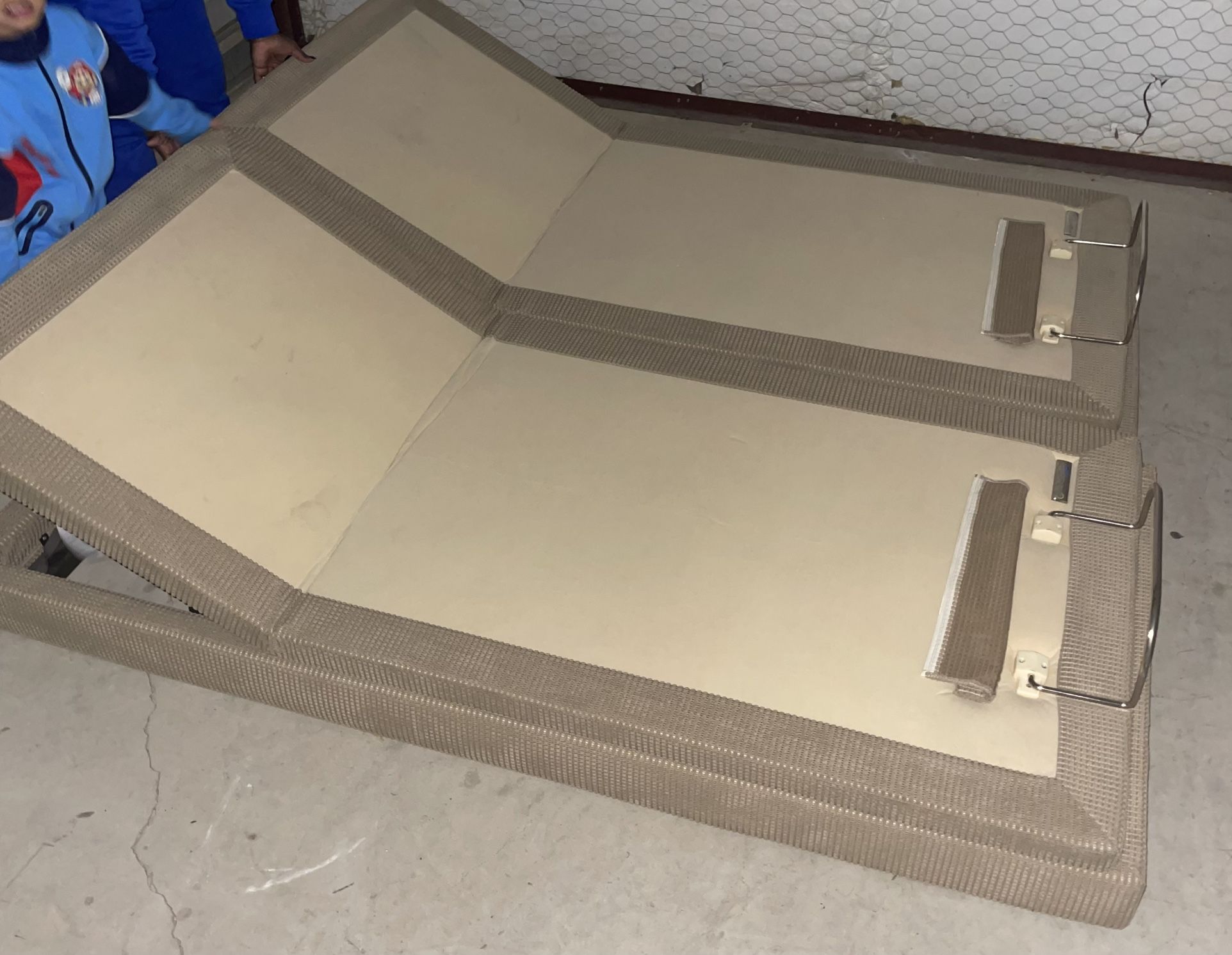 King Sized Split Adjustable Bed Frame And Headboard