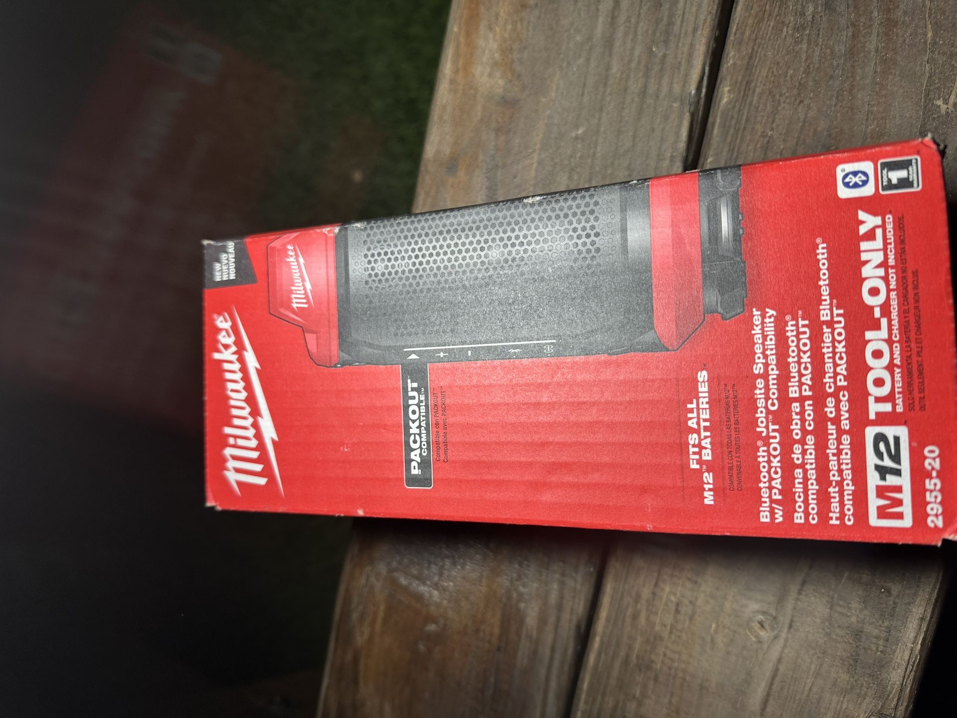 M12 Milwaukee Bluetooth Speaker