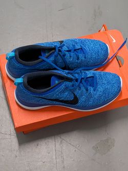 Nike Flyknit running shoes (M11)
