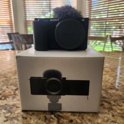 Sony Zv-e10 