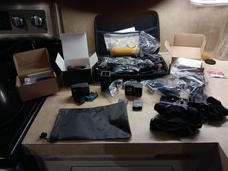 2 Go Pro 7's and All The Accessories