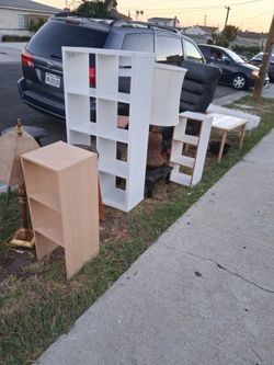 Free Furniture