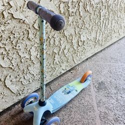 Bluey Scooter