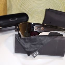 Oakley SUNGLASSES