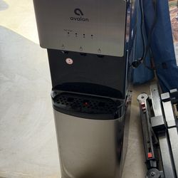Avalon Watercooler/heater Dispenser