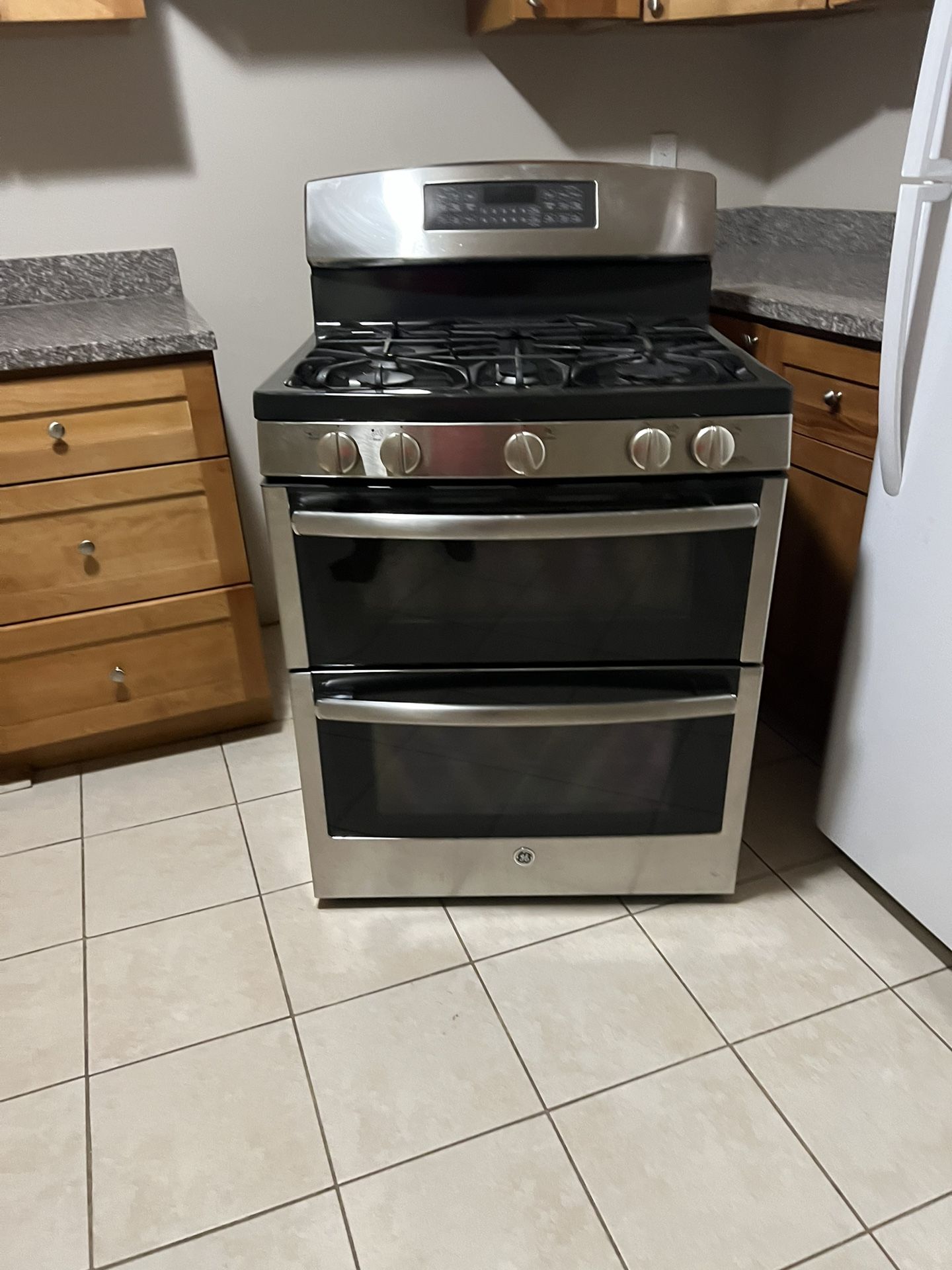 GE Stove