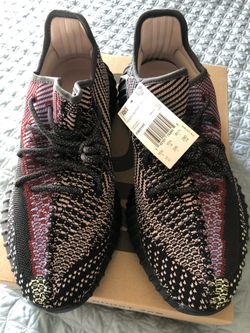 Adidas Yeezy 350 V2 - Yecheil NR (Size 11)