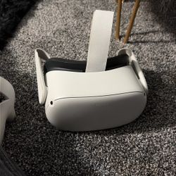 Oculus Quest 2 VR Headset 128GB – Fully Working, Controllers Included