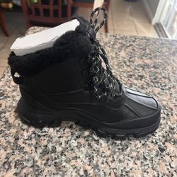 Uggs Extreme Snow Boots