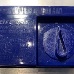 Life-Like Hobby Transformer 390-J HO Scale Train Power Supply Good Condition