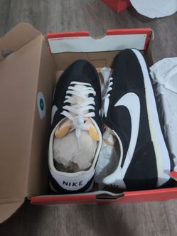 Nike Waffle Trainers 2 Black New