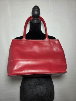 Ann Taylor LOFT Women’s Red Tote Bag Zip Closure Lined ( small light cracks )