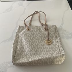 Michele Kors Bag