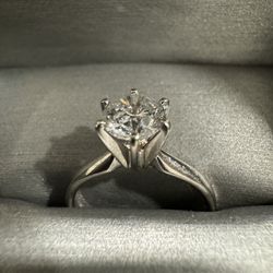 1 Karat Diamond Ring