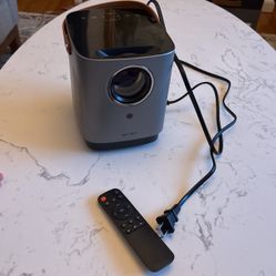 Toptro Portable 1080p Projector