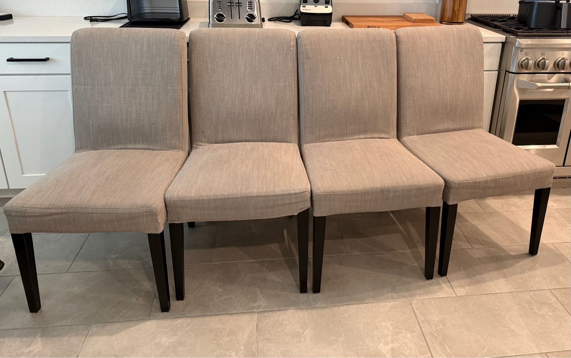 Free Dining Chairs Qty 4