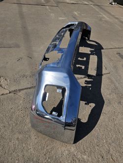 Gmc Sierra 2500 front bumper Oem
