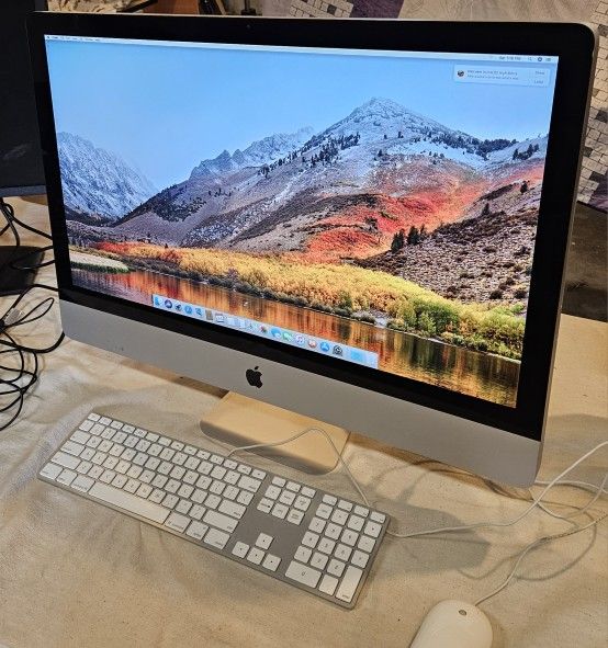 Apple iMac 27 Inch. Needs A New Hard Drive!