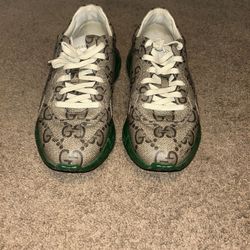 Sz 11 Gucci Rhyton