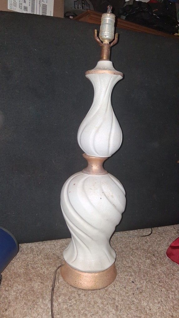 Vintage Porcelain White And Gold Gourd Shaped Table Lamp.