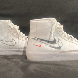 Nike Women's Blazer Multi Swoosh Mid shoes