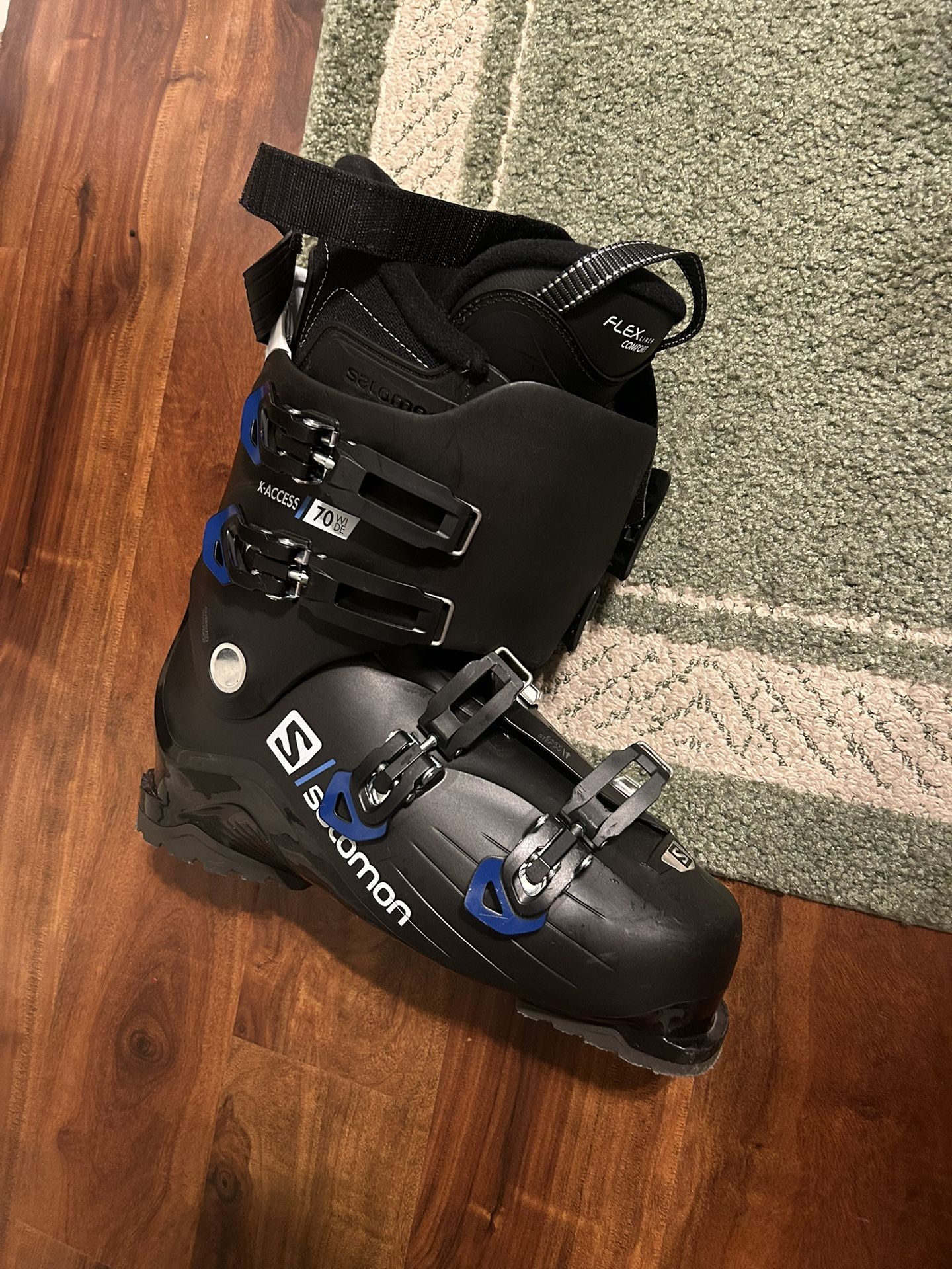 Salomon Ski Boots 30/30.5