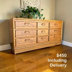 Oak Mid-Century Modern 9-Drawer Dresser – Free Delivery