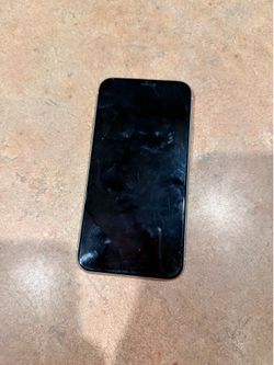 (Broken screen and back glass) IPhone 11