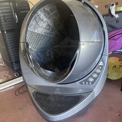 self cleaning cat litter box