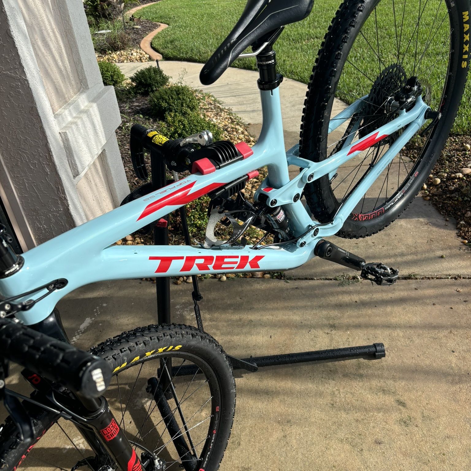 trek 6700 bicycle Trek 6700 Mountain Bike, Size Medium, Shimano Deore/LX - bicycles - by  owner - bike sale