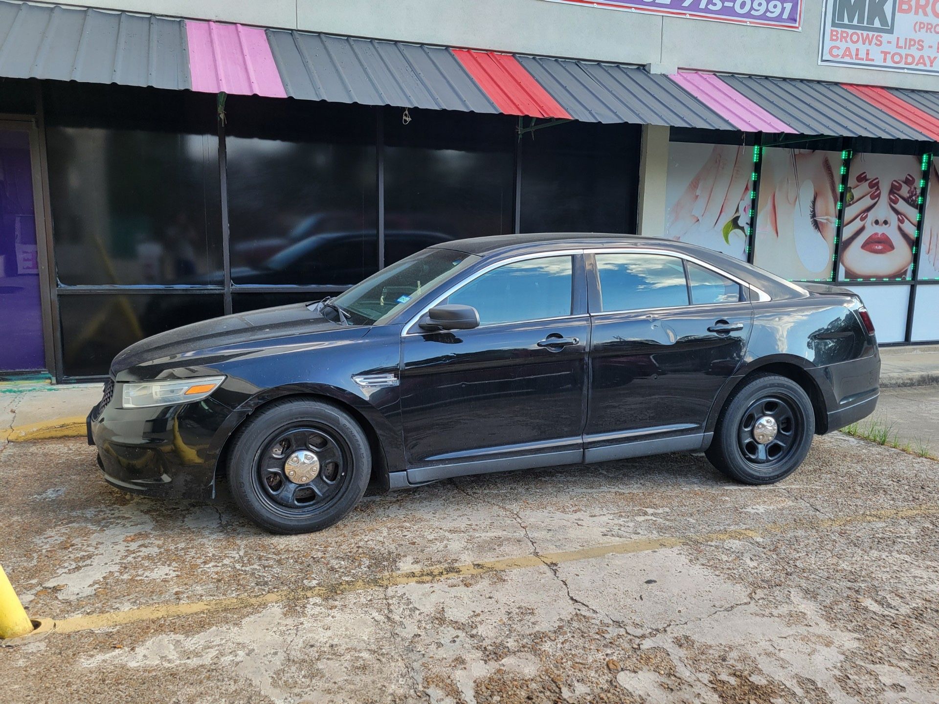 Ford Taurus Interceptor