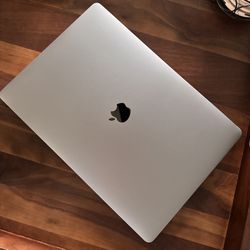 MacBook Pro - 15inch 