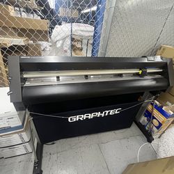 Graphtec CE7000-130 Plotter