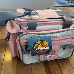 Bass Pro Shops Tackle Box