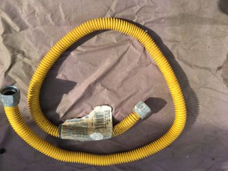 Gas water heater & dryer connector