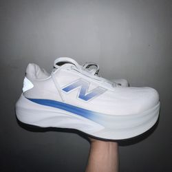 New Balance Fresh Foamxmore V6 Mens Size 11.5 2e